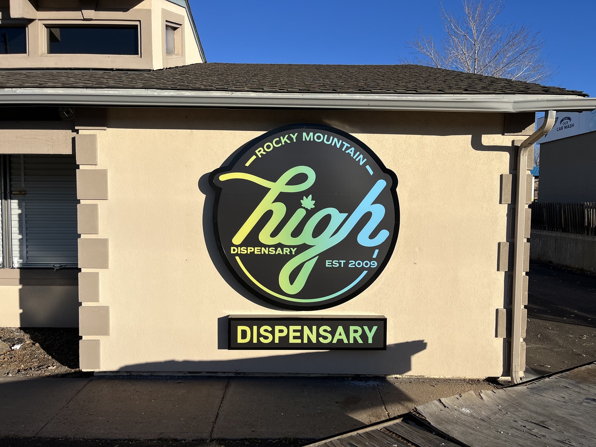 Rocky Mtn High Dispensary Storefront Signage: High-Impact Business Signs to Drive Visibility, Foot Traffic, and Sales Growth.